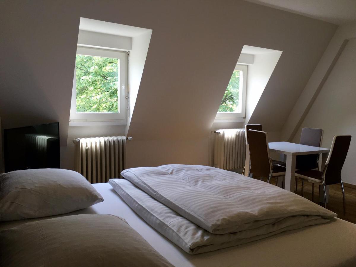 Hotel Altstadthotel Hayk Am Rhein Colonia