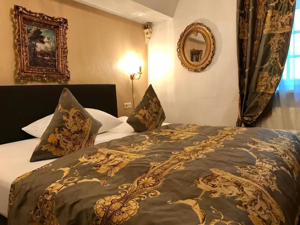 Altstadthotel Hayk Am Rhein Hotel Colonia