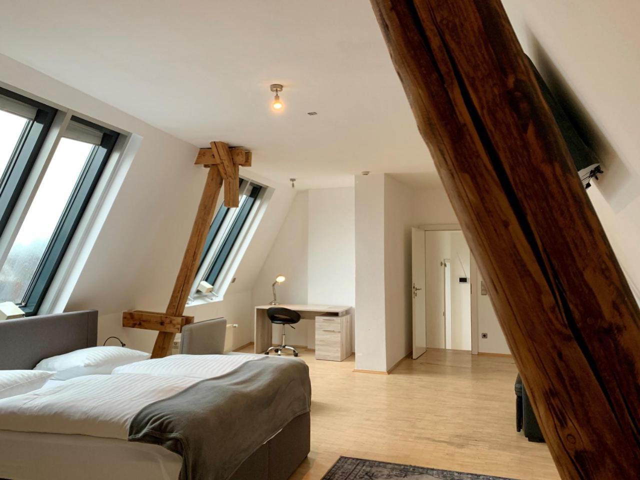 Altstadthotel Hayk Am Rhein 3* Colonia